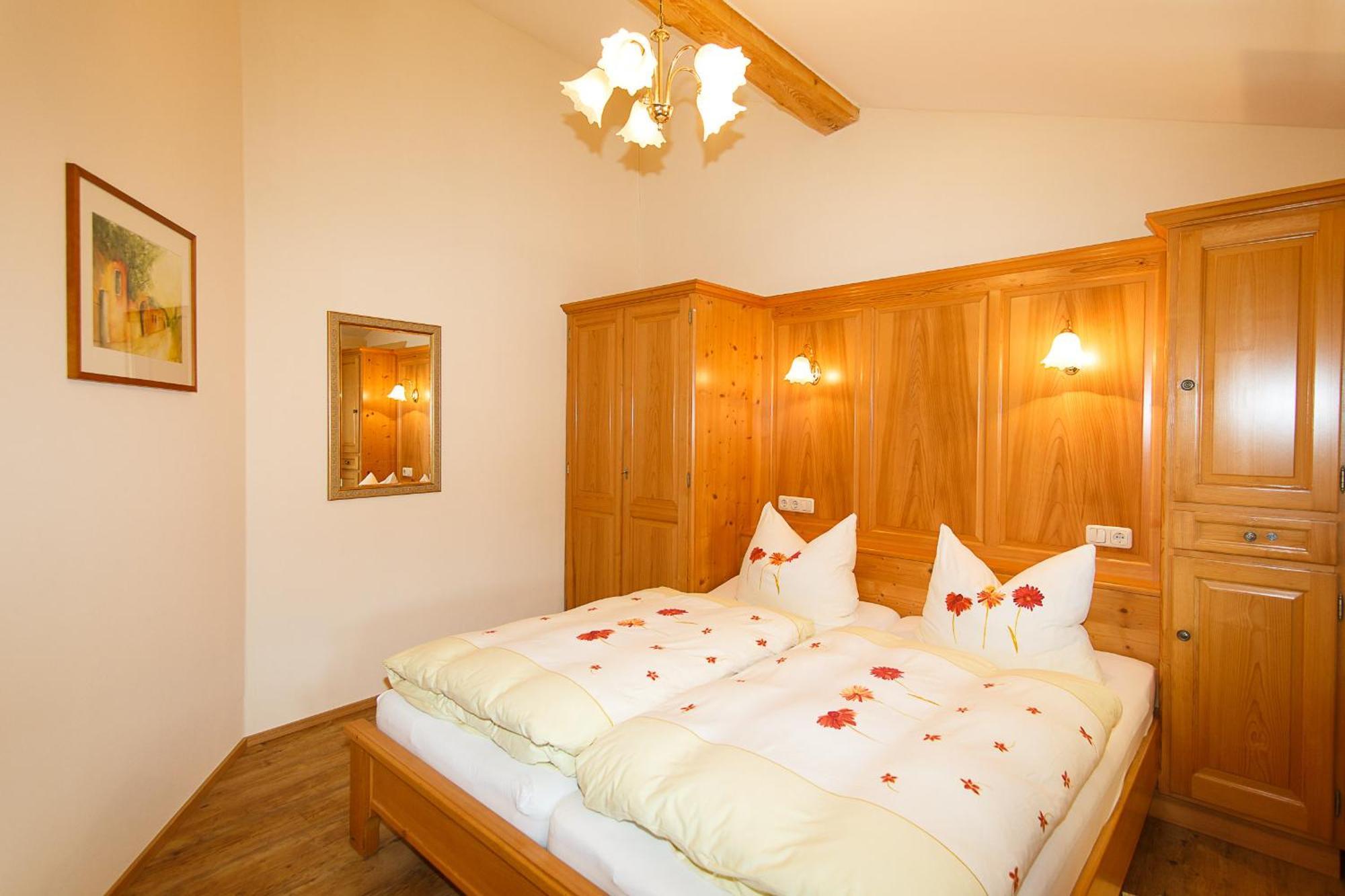Lohener Hof - Ferienwohnungen Gastager Ruhpolding Exterior foto